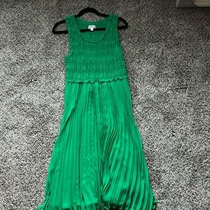 Max Studio Specialty Products green dress.  Size L.